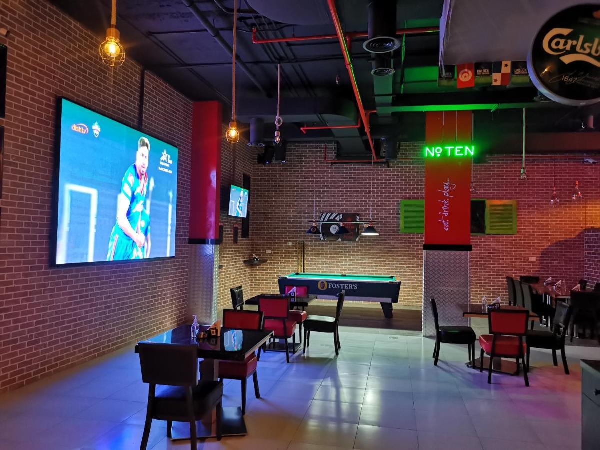 Fortune Hotel Deira Дубай Екстериор снимка