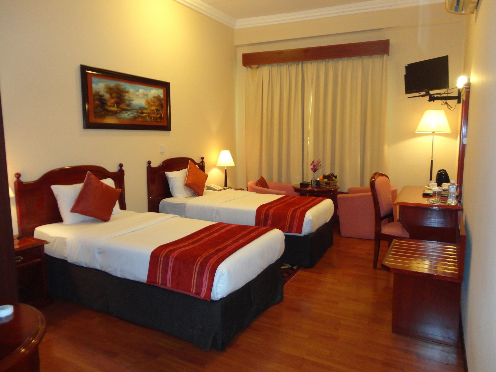 Fortune Hotel Deira Дубай Екстериор снимка