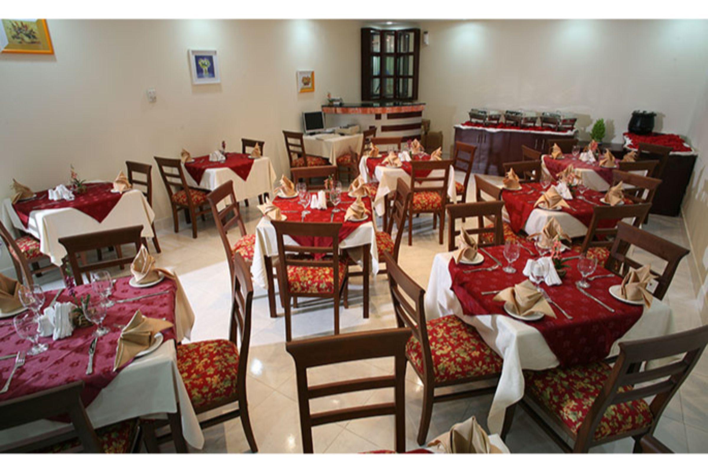 Fortune Hotel Deira Дубай Екстериор снимка