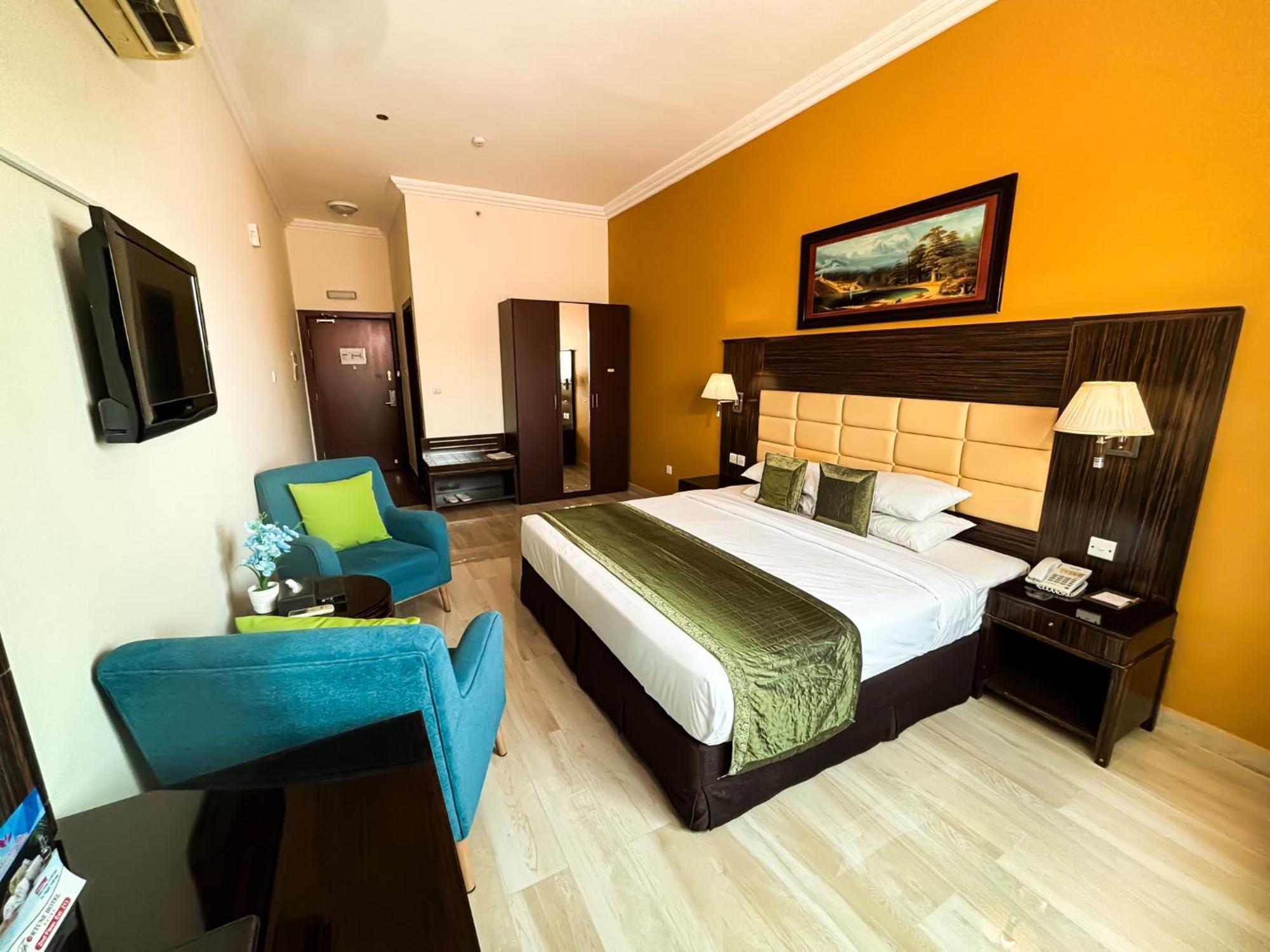 Fortune Hotel Deira Дубай Екстериор снимка