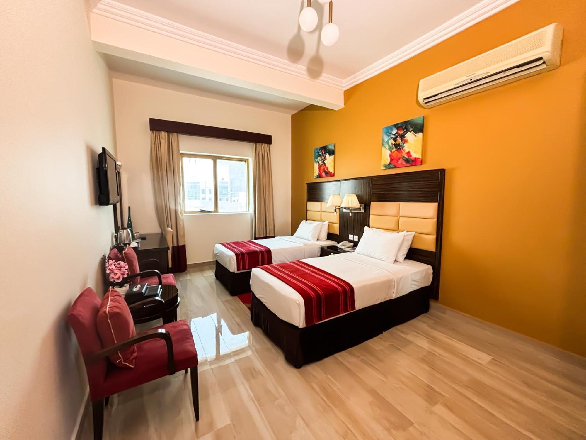 Fortune Hotel Deira Дубай Екстериор снимка