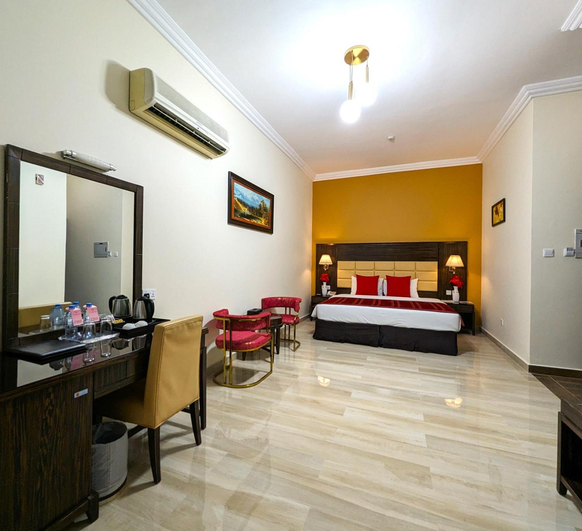 Fortune Hotel Deira Дубай Екстериор снимка
