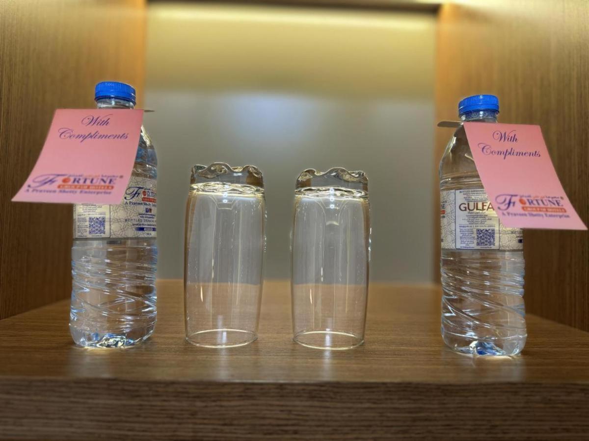 Fortune Hotel Deira Дубай Екстериор снимка